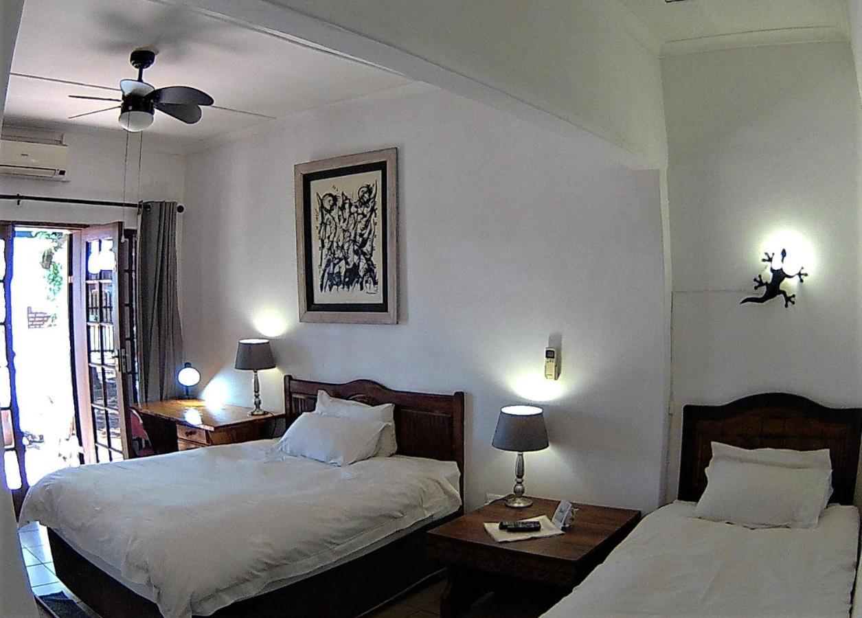 Kuru-Kuru Guesthouse Kuruman Dış mekan fotoğraf