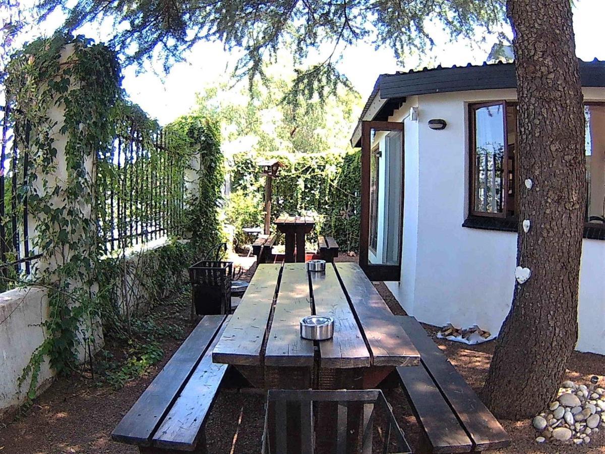 Kuru-Kuru Guesthouse Kuruman Dış mekan fotoğraf